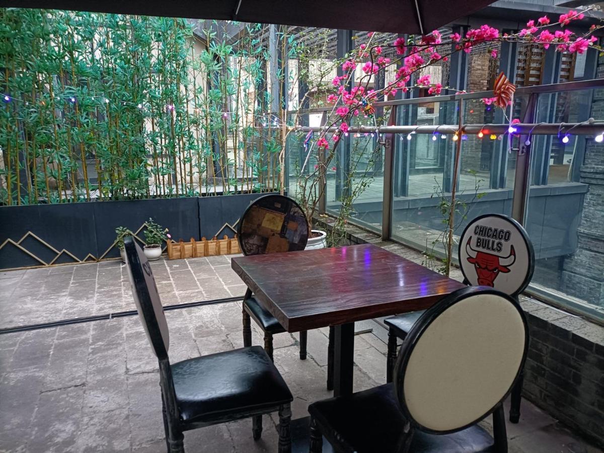 Riverside International Youth Hostel阅江老院青年旅舍 Chongqing Luaran gambar