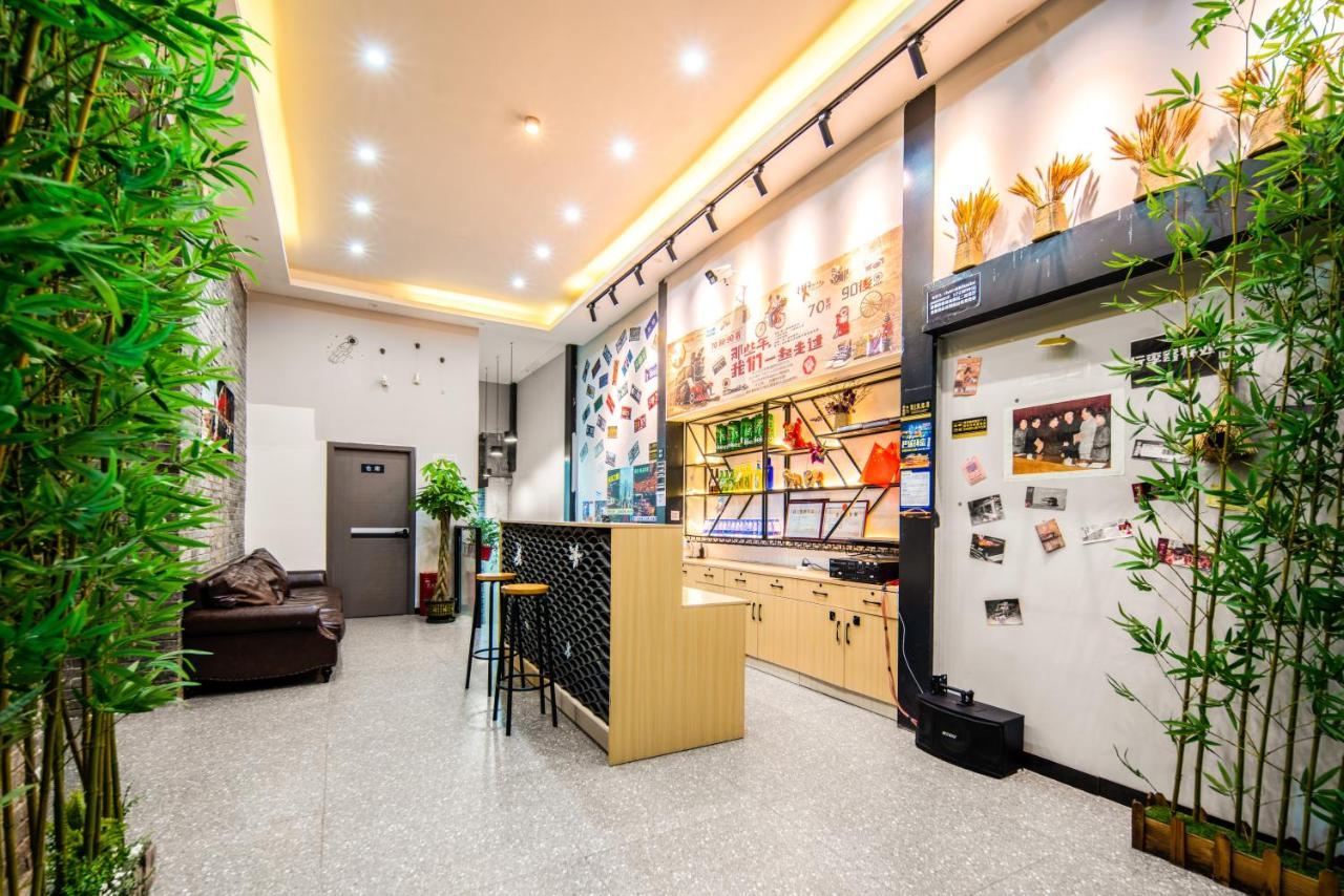 Riverside International Youth Hostel阅江老院青年旅舍 Chongqing Luaran gambar