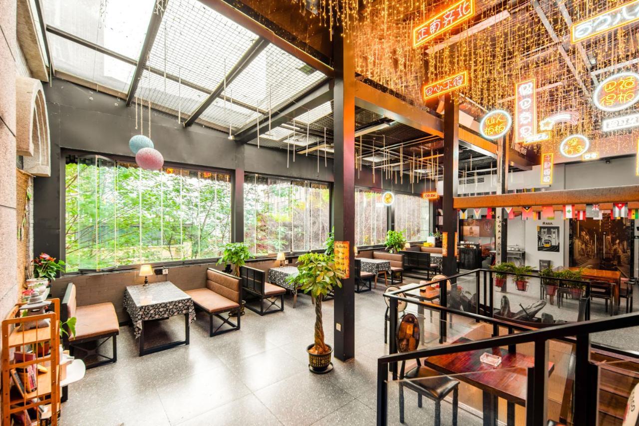 Riverside International Youth Hostel阅江老院青年旅舍 Chongqing Luaran gambar