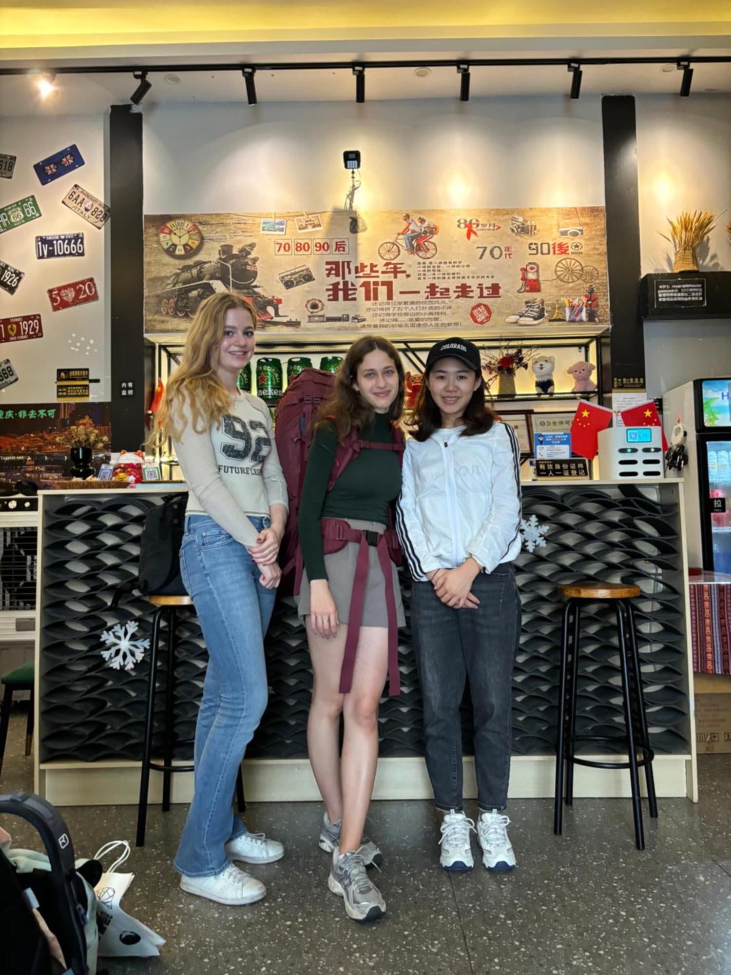 Riverside International Youth Hostel阅江老院青年旅舍 Chongqing Luaran gambar